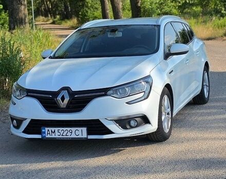 Белый Рено Меган, объемом двигателя 1.46 л и пробегом 111 тыс. км за 14500 $, фото 1 на Automoto.ua