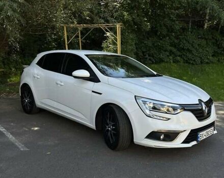 Белый Рено Меган, объемом двигателя 1.46 л и пробегом 240 тыс. км за 9500 $, фото 1 на Automoto.ua