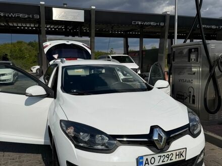 Білий Рено Меган, об'ємом двигуна 1.5 л та пробігом 142 тис. км за 10000 $, фото 1 на Automoto.ua
