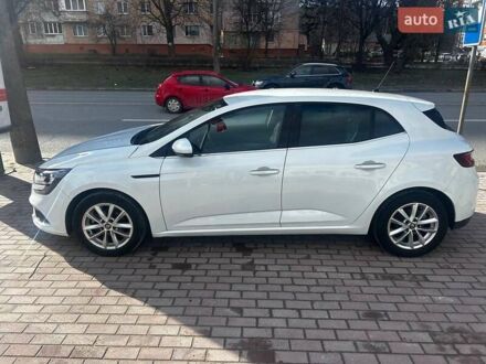 Рено Меган 2016 в Тернополе на Automoto.ua Белый Рено Меган, объемом двигателя 1.46 л и пробегом 20 тыс. км за 10990 $, фото 1 на Automoto.ua