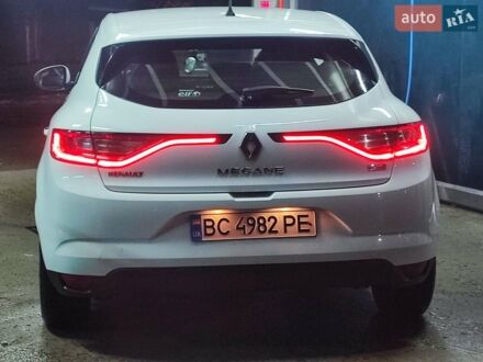 Білий Рено Меган, об'ємом двигуна 1.46 л та пробігом 220 тис. км за 9850 $, фото 1 на Automoto.ua