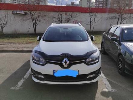 Белый Рено Меган, объемом двигателя 1.5 л и пробегом 300 тыс. км за 9000 $, фото 1 на Automoto.ua