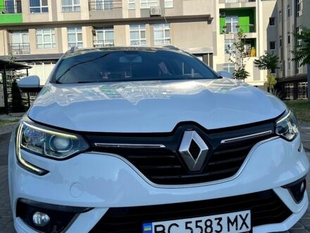Білий Рено Меган, об'ємом двигуна 1.46 л та пробігом 226 тис. км за 10600 $, фото 1 на Automoto.ua