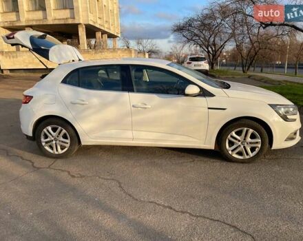 Білий Рено Меган, об'ємом двигуна 1.46 л та пробігом 110 тис. км за 12600 $, фото 1 на Automoto.ua