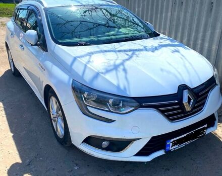 Белый Рено Меган, объемом двигателя 1.5 л и пробегом 220 тыс. км за 12500 $, фото 1 на Automoto.ua
