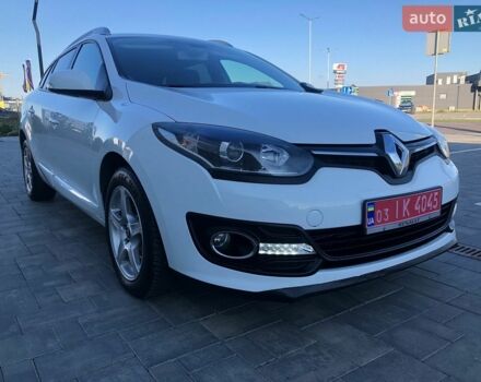 Білий Рено Меган, об'ємом двигуна 1.5 л та пробігом 250 тис. км за 8900 $, фото 1 на Automoto.ua