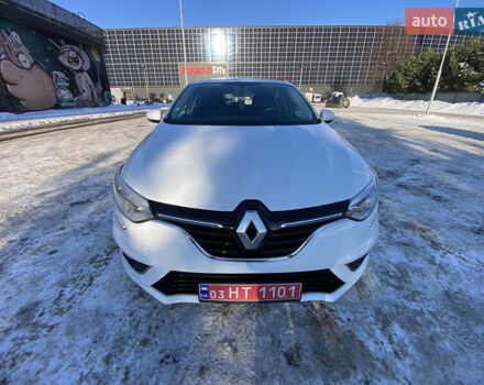 Белый Рено Меган, объемом двигателя 1.5 л и пробегом 207 тыс. км за 11850 $, фото 1 на Automoto.ua