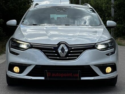 Білий Рено Меган, об'ємом двигуна 1.6 л та пробігом 242 тис. км за 10999 $, фото 1 на Automoto.ua
