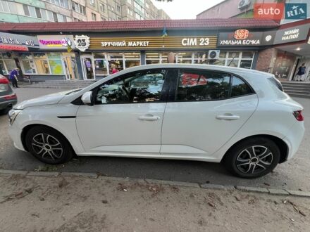 Белый Рено Меган, объемом двигателя 1.46 л и пробегом 287 тыс. км за 10700 $, фото 1 на Automoto.ua