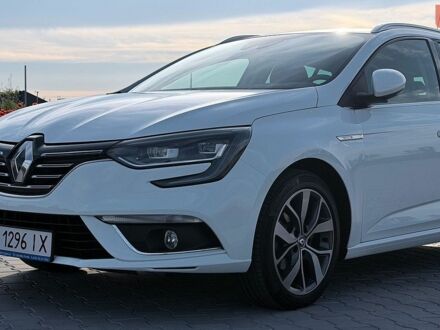 Белый Рено Меган, объемом двигателя 1.5 л и пробегом 104 тыс. км за 15700 $, фото 1 на Automoto.ua