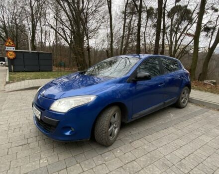 Білий Рено Меган, об'ємом двигуна 1.6 л та пробігом 258 тис. км за 5779 $, фото 1 на Automoto.ua