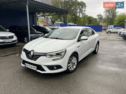 Рено Меган 2017 у Києві на Automoto.ua Білий Рено Меган, об'ємом двигуна 1.5 л та пробігом 118 тис. км за 16200 $, фото 1 на Automoto.ua