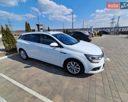 Белый Рено Меган, объемом двигателя 1.5 л и пробегом 139 тыс. км за 13500 $, фото 1 на Automoto.ua