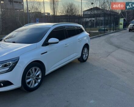 Белый Рено Меган, объемом двигателя 1.46 л и пробегом 195 тыс. км за 12500 $, фото 1 на Automoto.ua