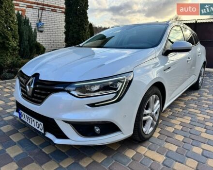 Белый Рено Меган, объемом двигателя 1.6 л и пробегом 176 тыс. км за 14800 $, фото 1 на Automoto.ua