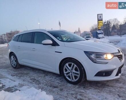 Білий Рено Меган, об'ємом двигуна 1.46 л та пробігом 200 тис. км за 11695 $, фото 1 на Automoto.ua