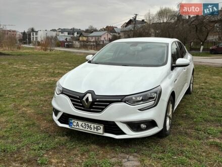 Белый Рено Меган, объемом двигателя 1.46 л и пробегом 198 тыс. км за 15600 $, фото 1 на Automoto.ua