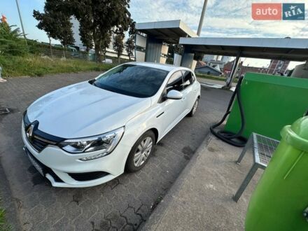 Білий Рено Меган, об'ємом двигуна 1.46 л та пробігом 180 тис. км за 10000 $, фото 1 на Automoto.ua