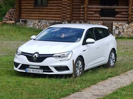 Рено Меган 2017 в Хмельницком на Automoto.ua Белый Рено Меган, объемом двигателя 1.5 л и пробегом 217 тыс. км за 11300 $, фото 1 на Automoto.ua