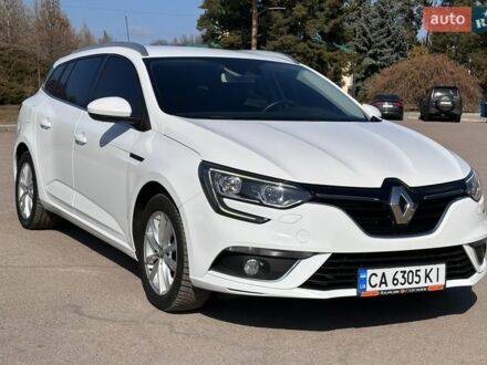 Белый Рено Меган, объемом двигателя 1.46 л и пробегом 127 тыс. км за 13700 $, фото 1 на Automoto.ua