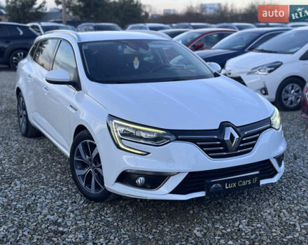 Белый Рено Меган, объемом двигателя 1.46 л и пробегом 211 тыс. км за 13300 $, фото 1 на Automoto.ua