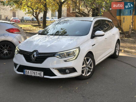 Рено Меган 2017 в Кропивницком (Кировограде) на Automoto.ua Белый Рено Меган, объемом двигателя 1.5 л и пробегом 200 тыс. км за 11999 $, фото 1 на Automoto.ua