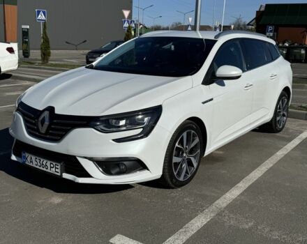 Белый Рено Меган, объемом двигателя 1.6 л и пробегом 236 тыс. км за 12600 $, фото 1 на Automoto.ua