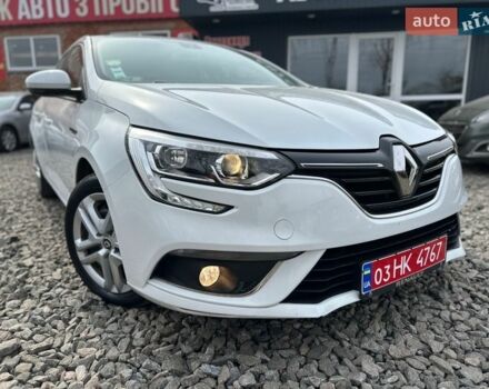 Білий Рено Меган, об'ємом двигуна 1.5 л та пробігом 216 тис. км за 11700 $, фото 1 на Automoto.ua