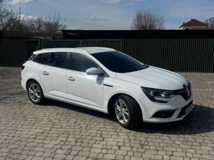 Белый Рено Меган, объемом двигателя 1.46 л и пробегом 235 тыс. км за 10900 $, фото 1 на Automoto.ua