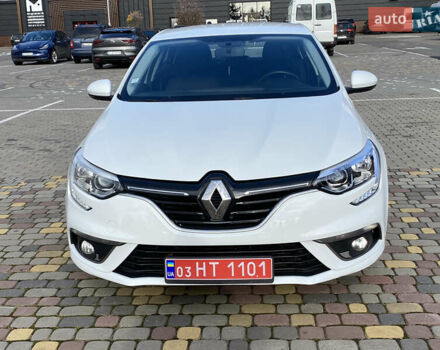 Белый Рено Меган, объемом двигателя 1.5 л и пробегом 207 тыс. км за 10850 $, фото 1 на Automoto.ua