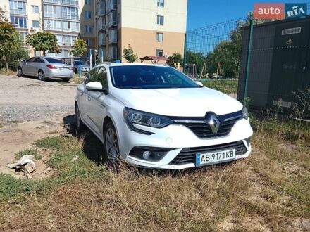 Білий Рено Меган, об'ємом двигуна 1.46 л та пробігом 264 тис. км за 10500 $, фото 1 на Automoto.ua