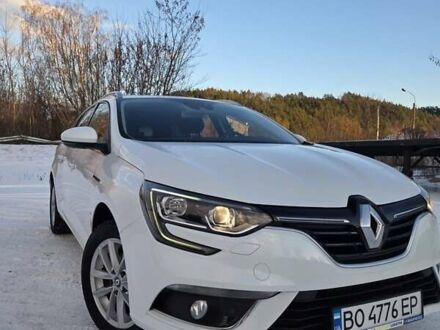 Белый Рено Меган, объемом двигателя 1.46 л и пробегом 225 тыс. км за 12900 $, фото 1 на Automoto.ua