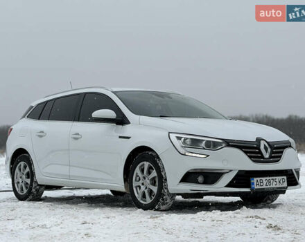 Белый Рено Меган, объемом двигателя 1.5 л и пробегом 245 тыс. км за 12999 $, фото 1 на Automoto.ua