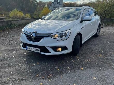 Рено Меган 2018 в Харькове на Automoto.ua Белый Рено Меган, объемом двигателя 1.5 л и пробегом 220 тыс. км за 14000 $, фото 1 на Automoto.ua