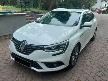 Рено Меган 2018 в Ивано-Франковске на Automoto.ua Белый Рено Меган, объемом двигателя 1.9 л и пробегом 48 тыс. км за 8000 $, фото 1 на Automoto.ua