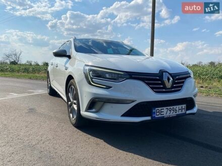 Белый Рено Меган, объемом двигателя 1.6 л и пробегом 238 тыс. км за 13700 $, фото 1 на Automoto.ua