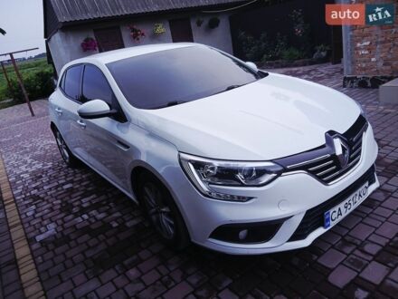 Белый Рено Меган, объемом двигателя 1.46 л и пробегом 177 тыс. км за 11500 $, фото 1 на Automoto.ua