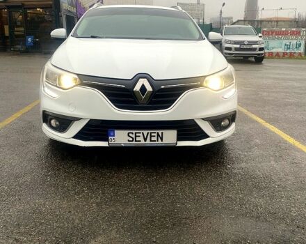 Белый Рено Меган, объемом двигателя 1.5 л и пробегом 177 тыс. км за 14300 $, фото 1 на Automoto.ua