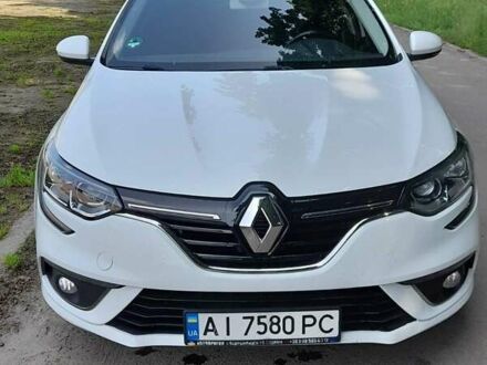 Рено Меган 2018 в Жашкове на Automoto.ua Белый Рено Меган, объемом двигателя 1.46 л и пробегом 197 тыс. км за 12000 $, фото 1 на Automoto.ua