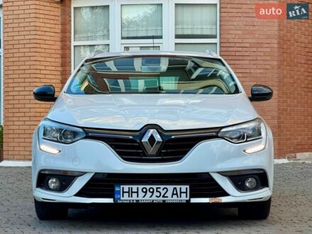 Білий Рено Меган, об'ємом двигуна 1.6 л та пробігом 221 тис. км за 10800 $, фото 1 на Automoto.ua