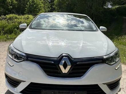 Рено Меган 2018 в Полтаве на Automoto.ua Белый Рено Меган, объемом двигателя 1.2 л и пробегом 28 тыс. км за 11993 $, фото 1 на Automoto.ua