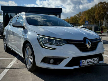 Рено Меган 2018 в Киеве на Automoto.ua Белый Рено Меган, объемом двигателя 1.5 л и пробегом 191 тыс. км за 14499 $, фото 1 на Automoto.ua