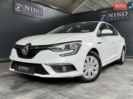 Рено Меган 2018 в Киеве на Automoto.ua Белый Рено Меган, объемом двигателя 1.5 л и пробегом 122 тыс. км за 15900 $, фото 1 на Automoto.ua