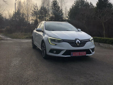 Білий Рено Меган, об'ємом двигуна 1.6 л та пробігом 267 тис. км за 13650 $, фото 1 на Automoto.ua