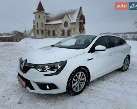 Білий Рено Меган, об'ємом двигуна 1.46 л та пробігом 182 тис. км за 13999 $, фото 1 на Automoto.ua
