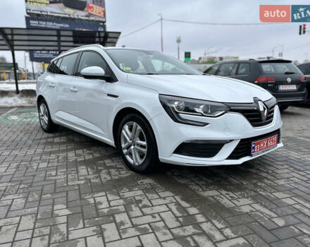 Белый Рено Меган, объемом двигателя 1.5 л и пробегом 174 тыс. км за 12950 $, фото 1 на Automoto.ua