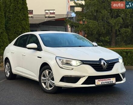 Білий Рено Меган, об'ємом двигуна 1.6 л та пробігом 170 тис. км за 9390 $, фото 1 на Automoto.ua