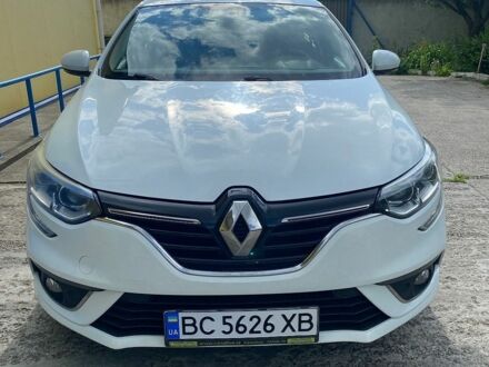 Белый Рено Меган, объемом двигателя 1.46 л и пробегом 213 тыс. км за 11350 $, фото 1 на Automoto.ua