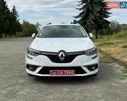 Белый Рено Меган, объемом двигателя 1.5 л и пробегом 181 тыс. км за 13100 $, фото 1 на Automoto.ua