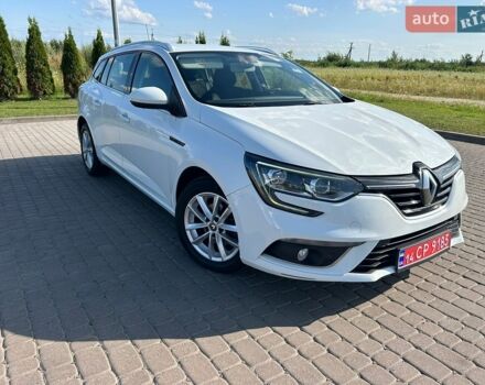 Білий Рено Меган, об'ємом двигуна 1.46 л та пробігом 217 тис. км за 11300 $, фото 1 на Automoto.ua